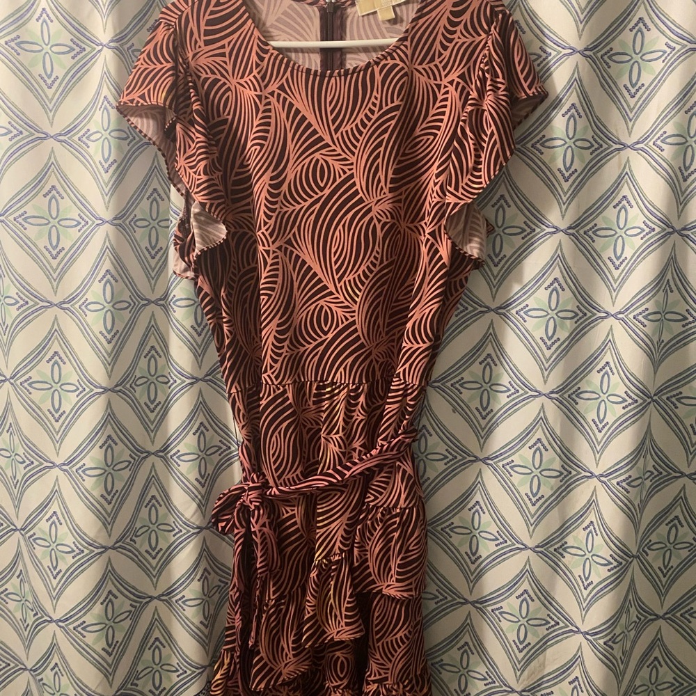 NWOT MICHAEL KORS Elegant Patterned Dress, Ruffles, Cap Sleeves w/Belt - Picture 4 of 10